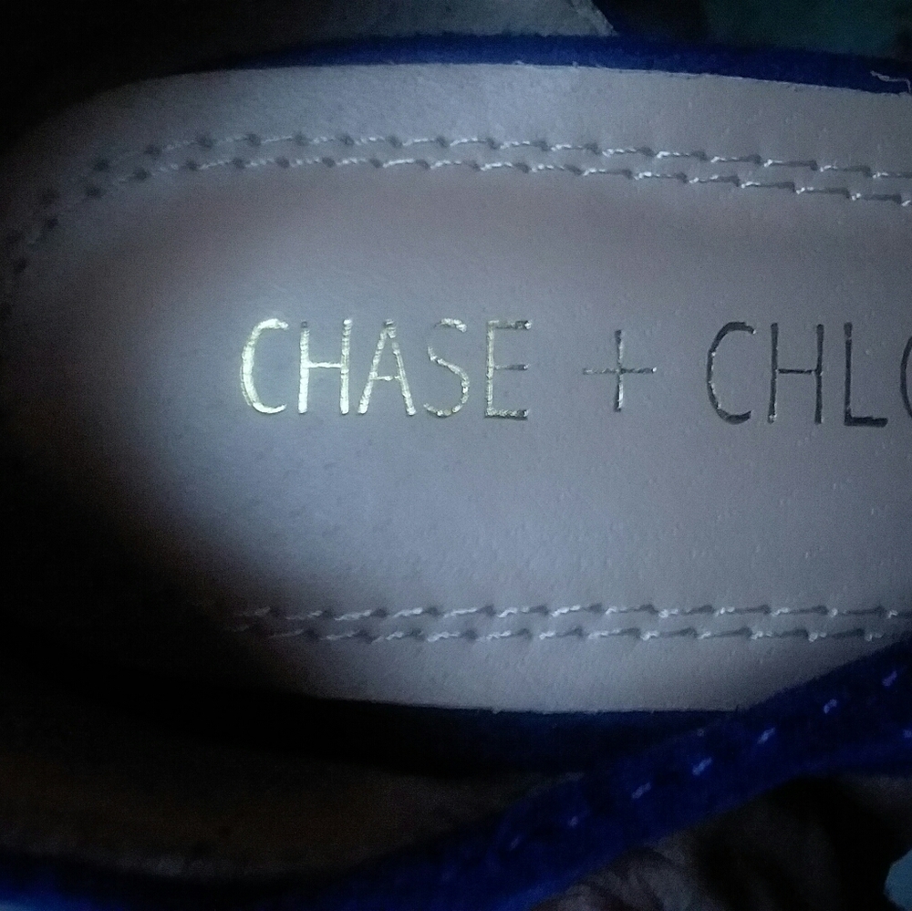 Shoes - Picture 2 of 4